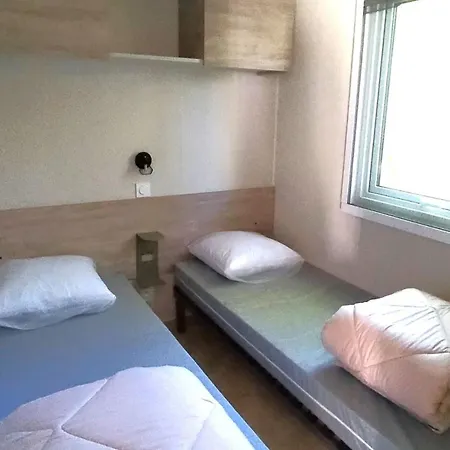 Kamp alanı Mobil Avec Animaux - 4 Pers. - Api-1-52-2245 *